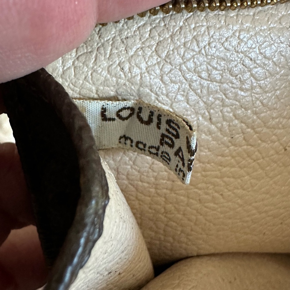 💙 Louis Vuitton Vintage Toiletry 15 -1984 Crossbody Conversion Authentic w COA - Picture 9 of 16